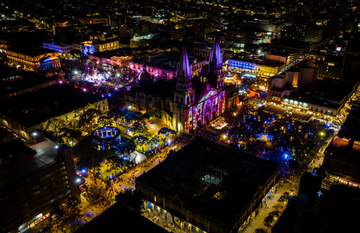Guadalajara está de fiesta y se ilumina para celebrarlo