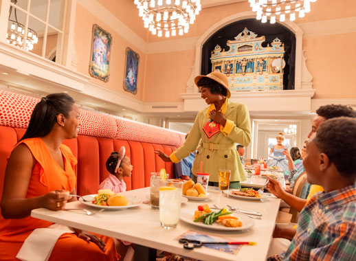Experiencias gastronómicas con personajes llegan a Walt Disney World