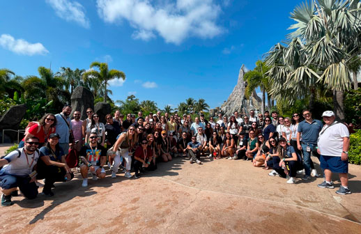 Universal Epic Universe abre sus puertas a 150 agentes destacados