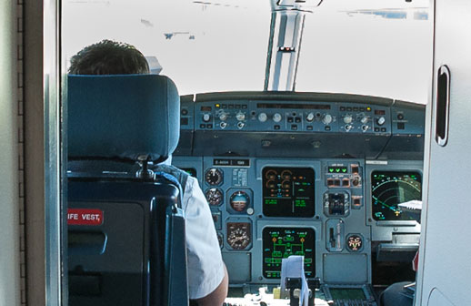 Por ahora no habrá una segunda puerta de seguridad en las cabinas de los aviones