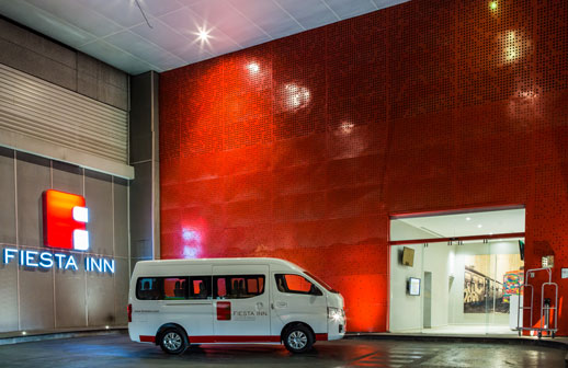 Posadas inaugura Fiesta Inn Express Cancún Cumbres