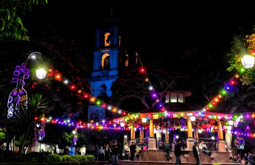 Valle de Bravo inicia actividades navideñas que finalizarán en enero