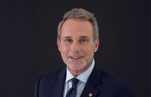 Guatemala presenta en Madrid su era de transformación