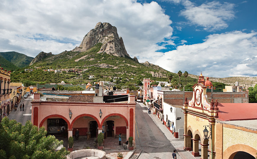 Querétaro promueve su riqueza colonial y experiencias diferenciadas en Acapulco