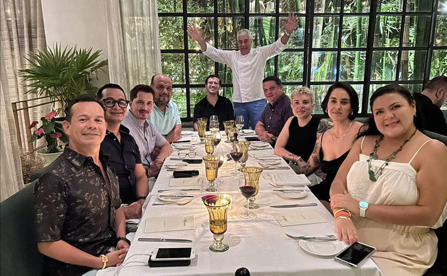 Impulsan Bedsonline y Puerto Vallarta el turismo LGBTIQ+